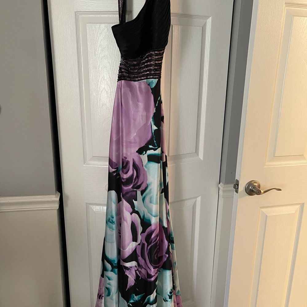 Evening Gown/Prom Dreas